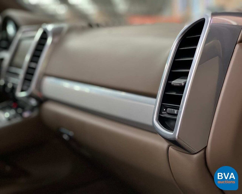 Porsche Cayenne Turbo 4.8 V8 500pk 2013, 9-TTN-90