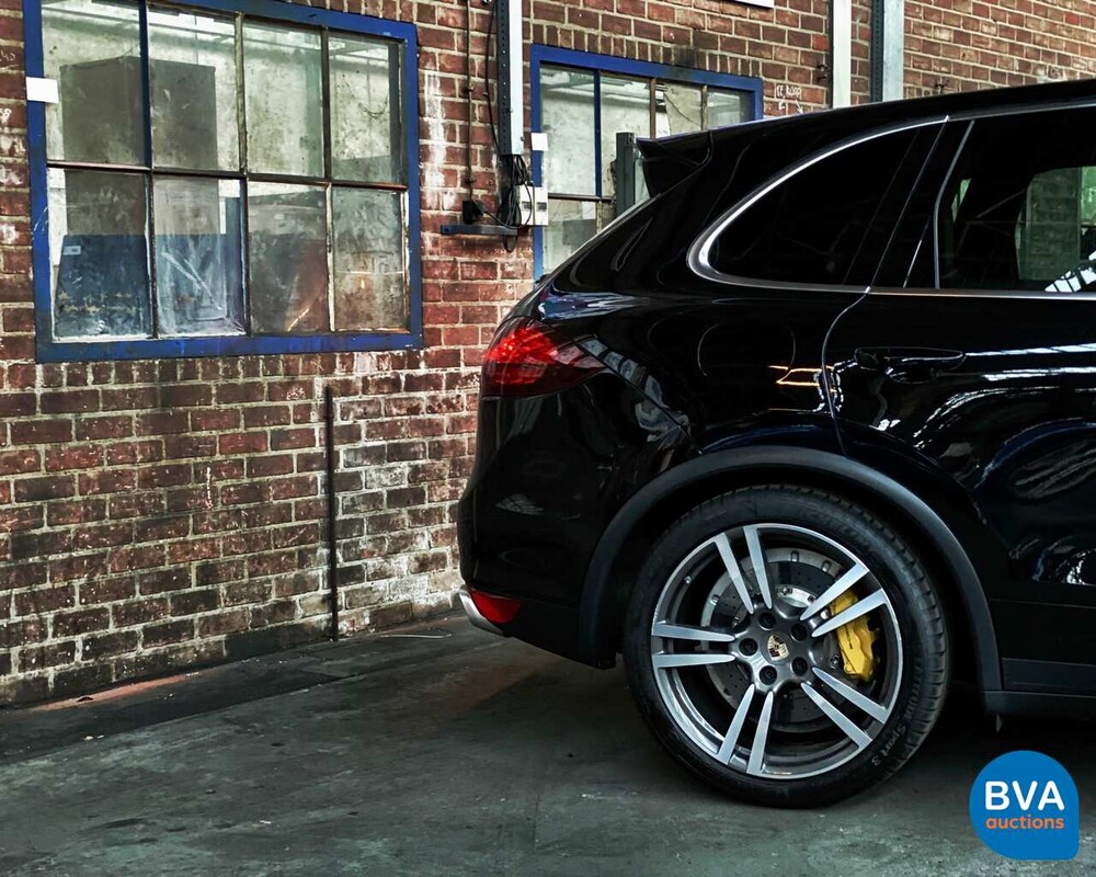Porsche Cayenne Turbo 4.8 V8 500pk 2013, 9-TTN-90