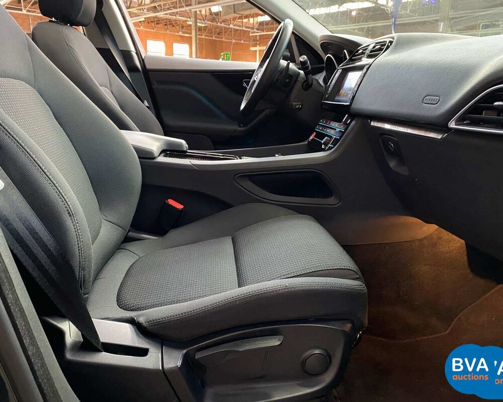 Jaguar F-Pace 20d 180pk AWD 2018 EURO6