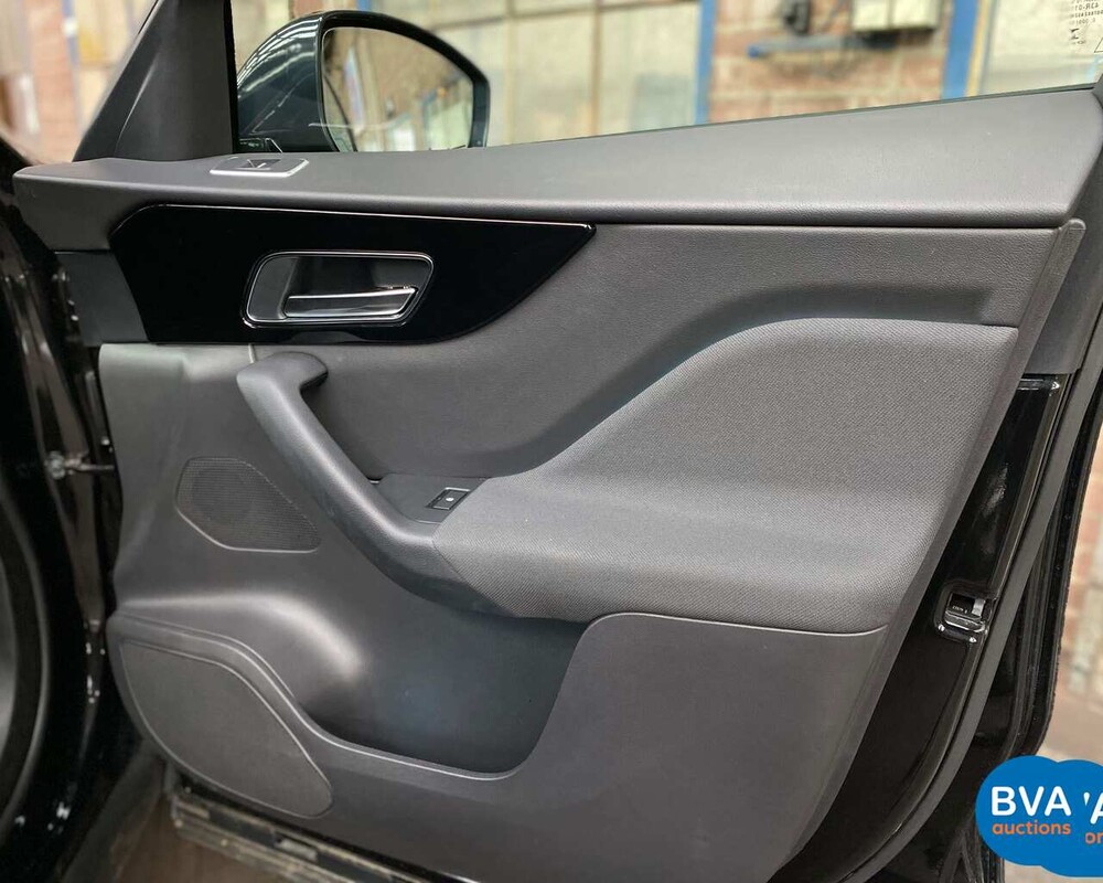 Jaguar F-Pace 20d 180pk AWD 2018 EURO6