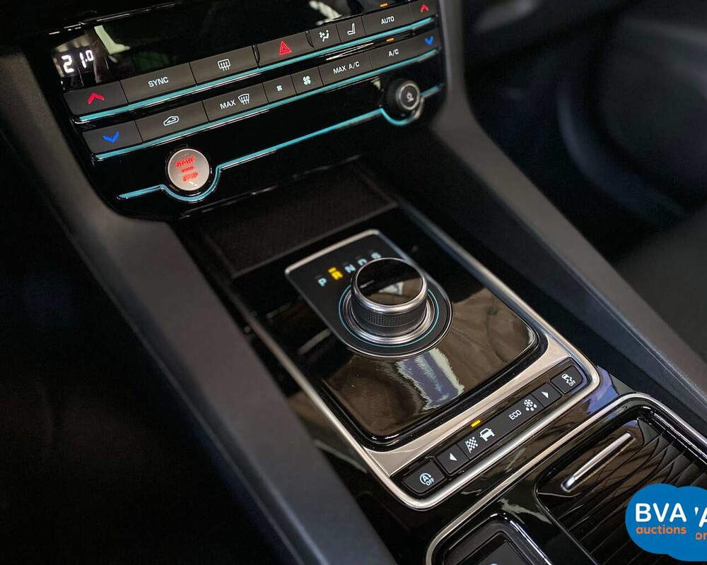 Jaguar F-Pace 20d 180pk AWD 2018 EURO6