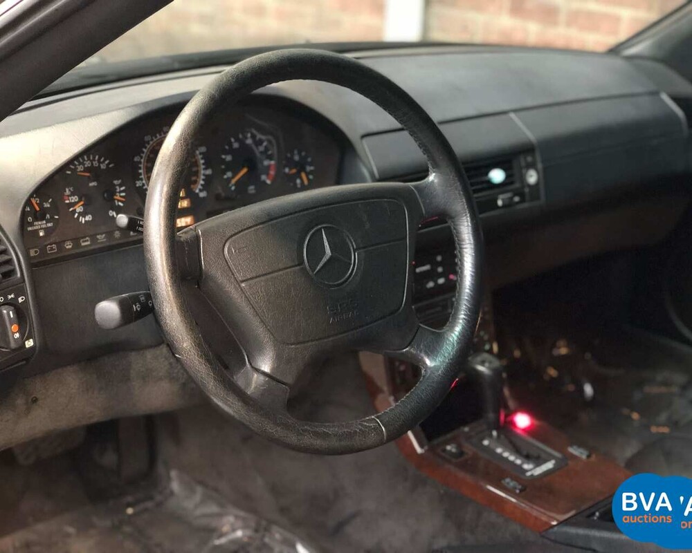Mercedes-Benz SL500 R129 V8 1995