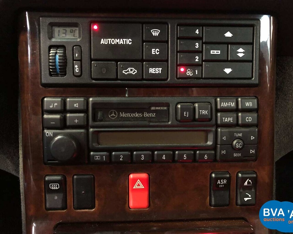 Mercedes-Benz SL500 R129 V8 1995