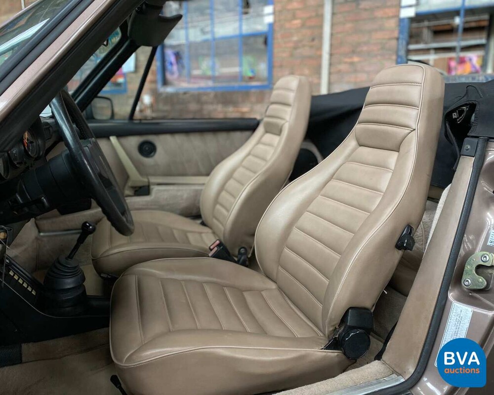 Porsche 911 Carrera 3.2 Cabriolet 1984