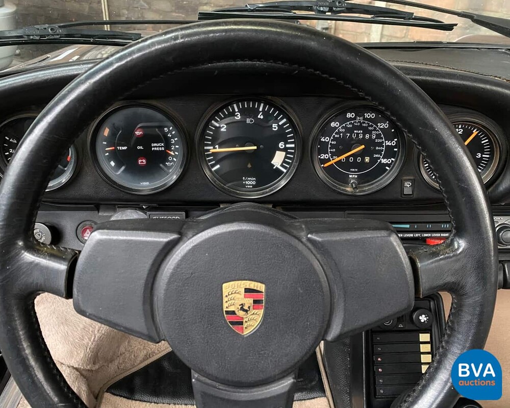 Porsche 911 Carrera 3.2 Cabriolet 1984