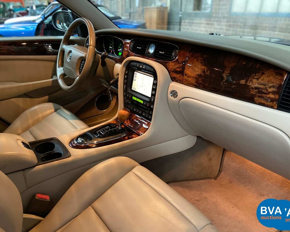 Jaguar XJ 3.0 2003 V6 -Youngtimer- 