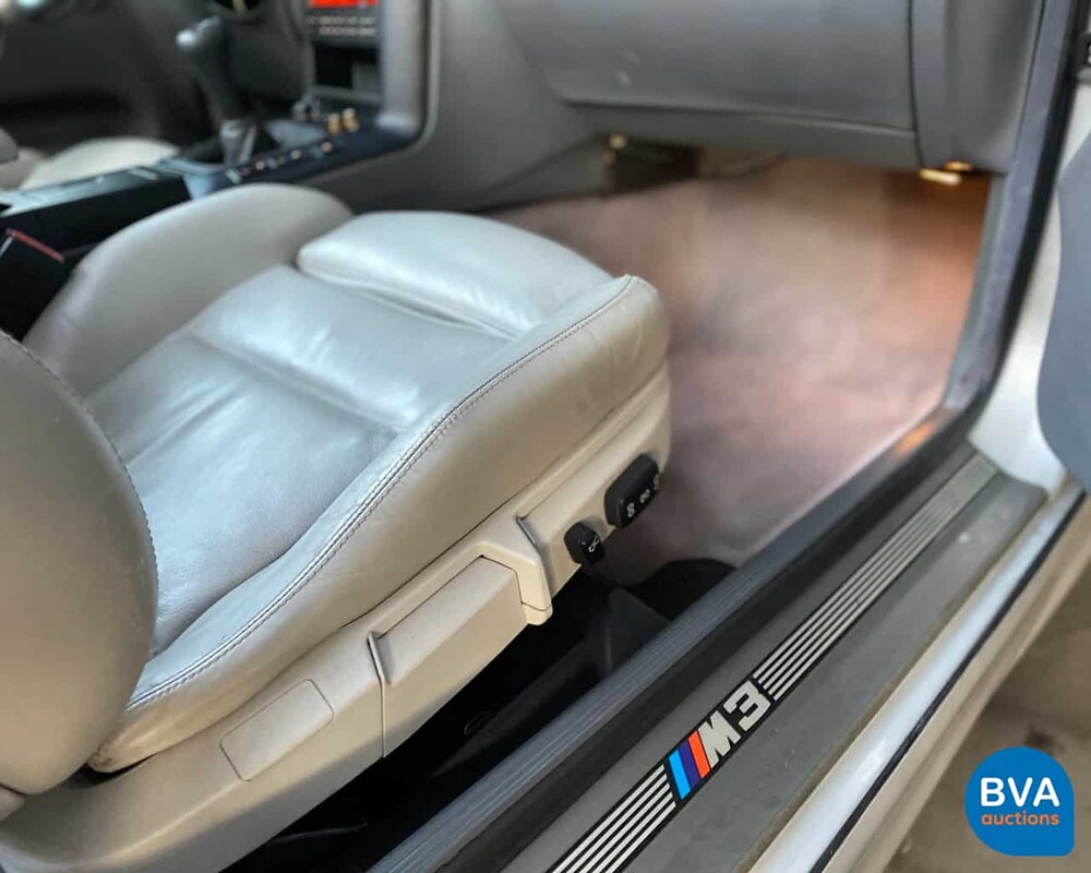 BMW M3 E36 Cabriolet 3.2 -Handgeschakeld- 1999