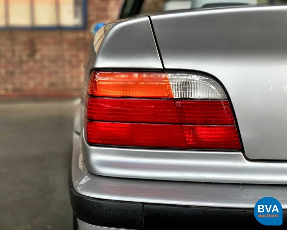 BMW M3 E36 Cabriolet 3.2 -Handgeschakeld- 1999