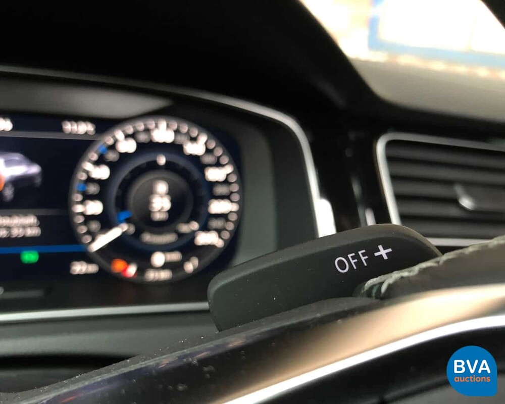 Volkswagen Golf 7 Hatchback 2.0 TDI 150 PK DSG Highline 2018