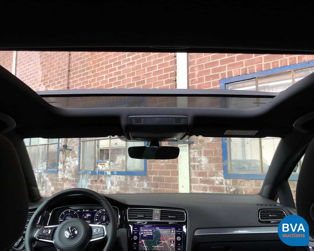 Volkswagen Golf 7 Hatchback 2.0 TDI 150 PK DSG Highline 2018