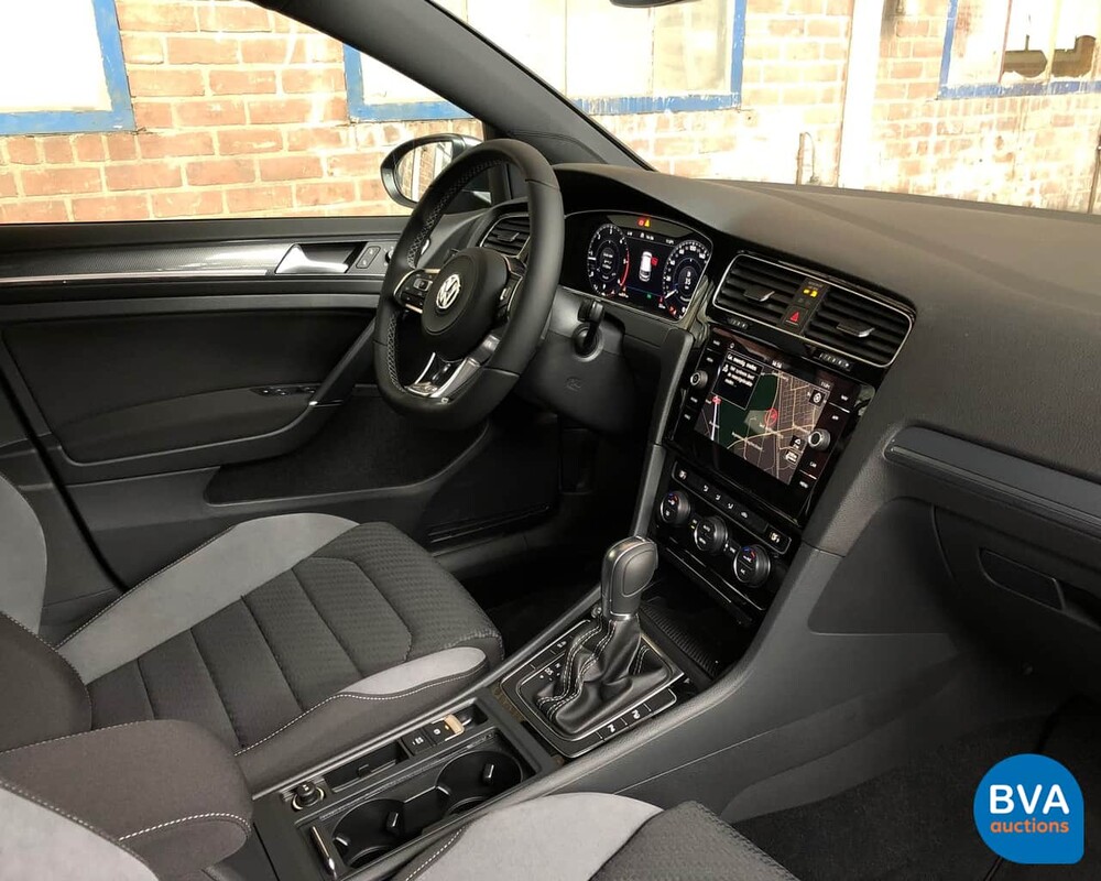 Volkswagen Golf 7 Hatchback 2.0 TDI 150 PK DSG Highline 2018