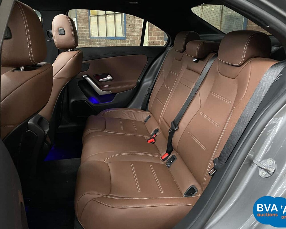 Mercedes-Benz A220 Limousine 190pk 4Matic  2019, H-582-FP