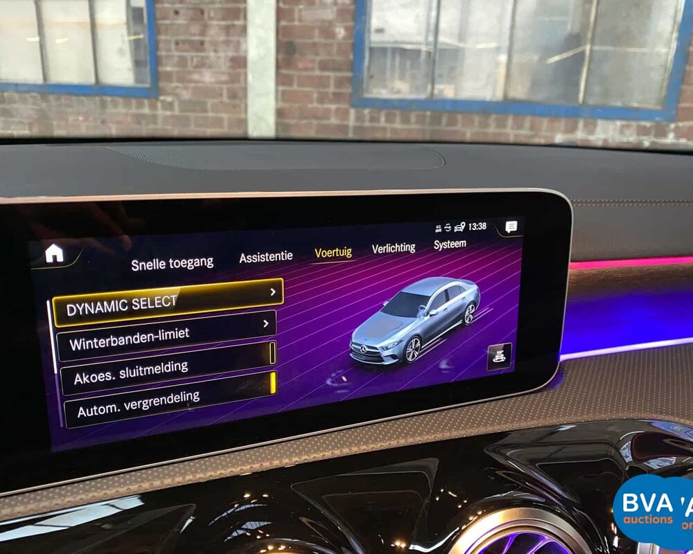 Mercedes-Benz A220 Limousine 190pk 4Matic  2019, H-582-FP