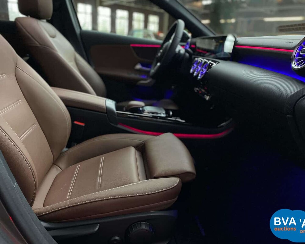 Mercedes-Benz A220 Limousine 190pk 4Matic  2019, H-582-FP