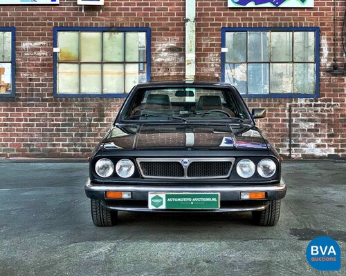 Lancia Beta 2000 injection -Org.NL- 1983, JN-71-VZ