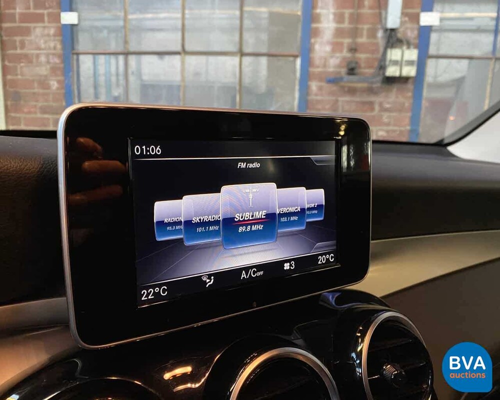 Mercedes-Benz GLC300 AMG GLC-Klasse 2018 4Matic -Garantie-