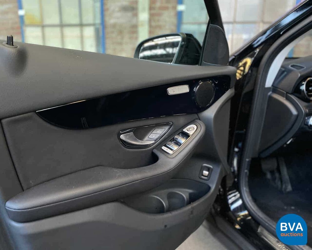 Mercedes-Benz GLC300 AMG GLC-Klasse 2018 4Matic -Garantie-