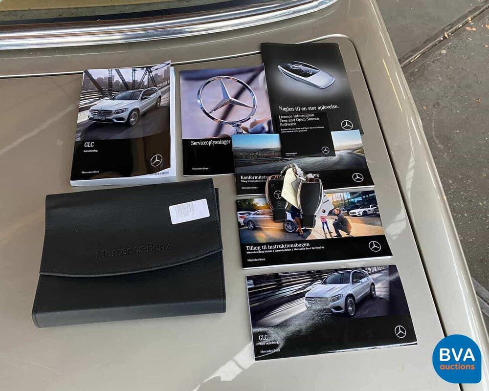 Mercedes-Benz GLC300 AMG GLC-Klasse 2018 4Matic -Garantie-