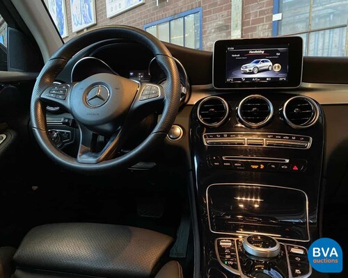 Mercedes-Benz GLC300 AMG GLC-Klasse 2018 4Matic -Garantie-