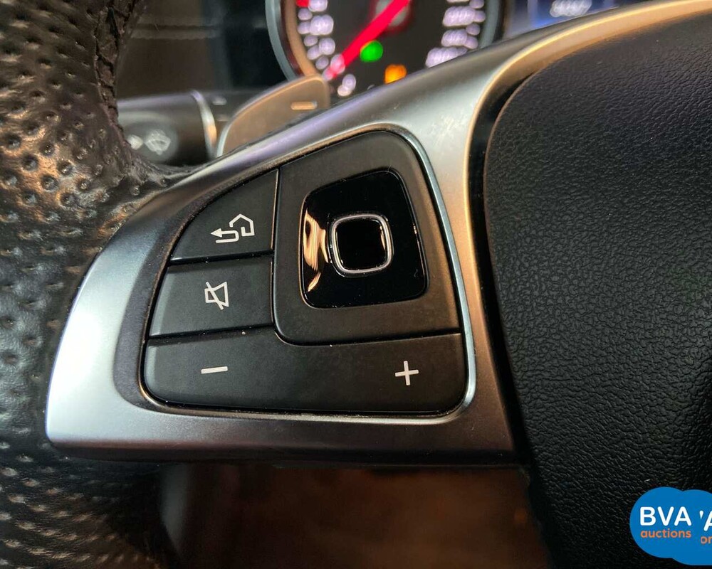 Mercedes-Benz E200 Coupe AMG 2018 E-Klasse NIGHT-Edition -Garantie-