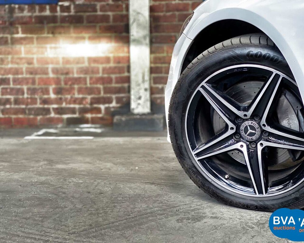 Mercedes-Benz E200 Coupe AMG 2018 E-Klasse NIGHT-Edition -Garantie-