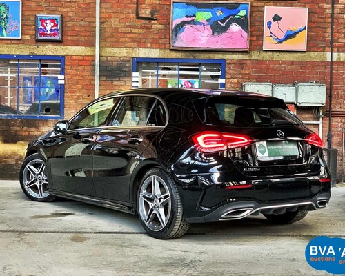 Mercedes-Benz A180d AMG 2019 MY A-Klasse -Garantie-