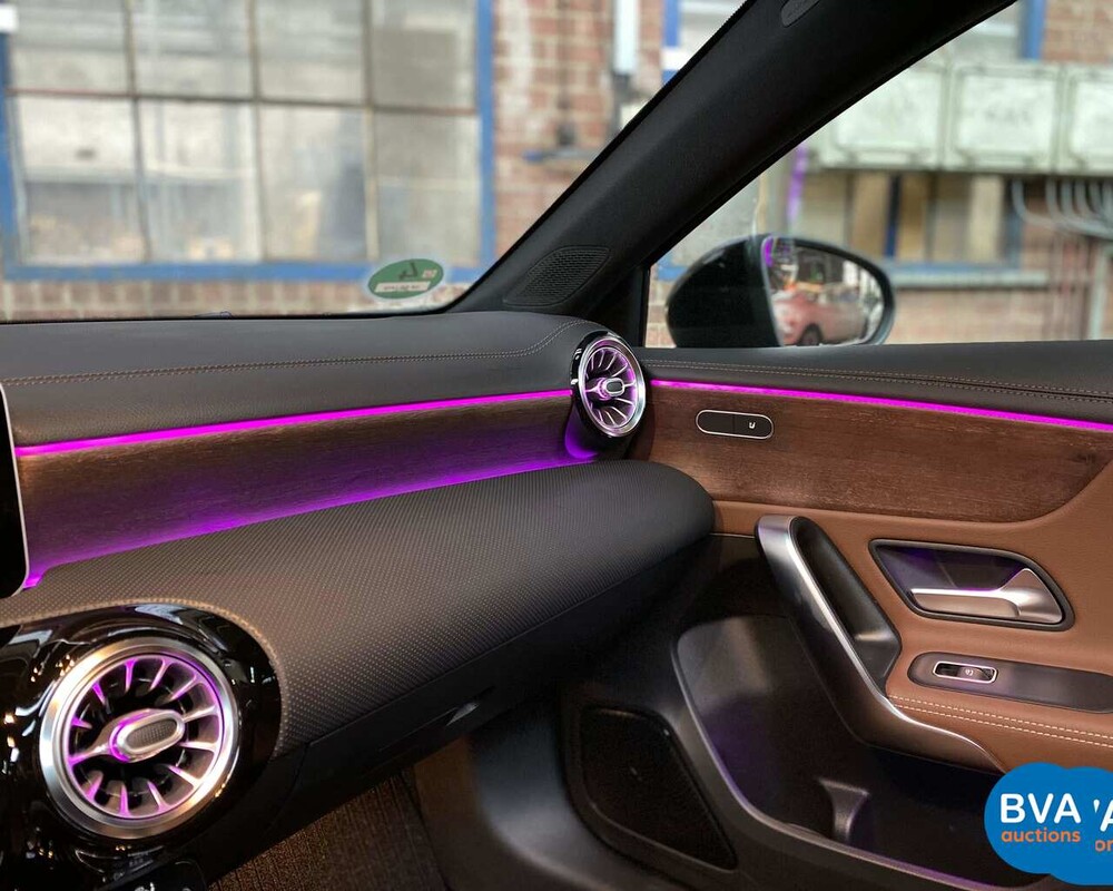 Mercedes-Benz A220 Limousine 190pk 4Matic  2019, H-582-FP