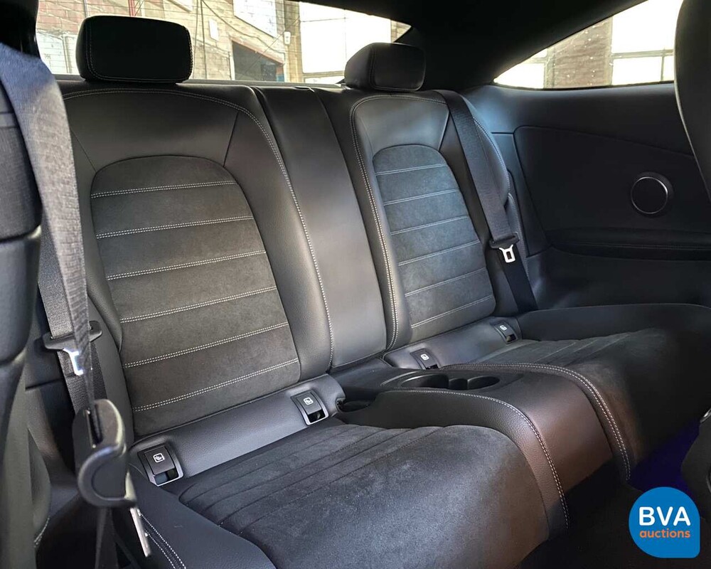 Mercedes-Benz C300 AMG Coupé 258pk C-Klasse Facelift 2018 -Garantie-