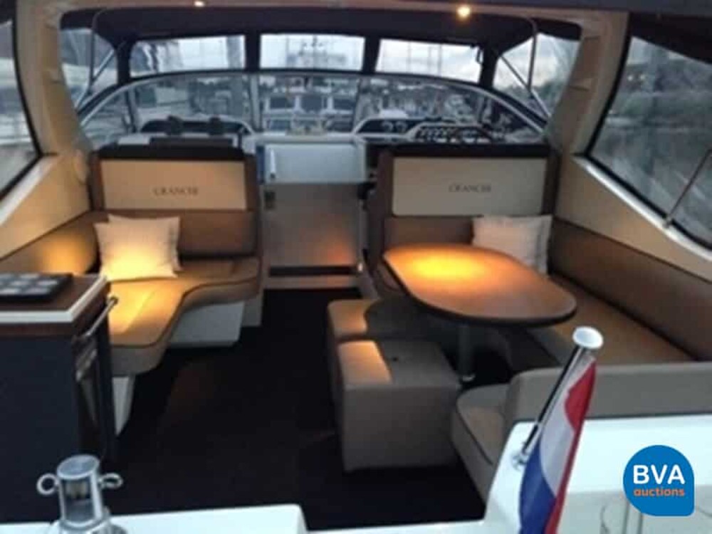 Cranchi Méditerranée 40 FT Cranchi Cabrio 2 x Volvo Penta Diesel.