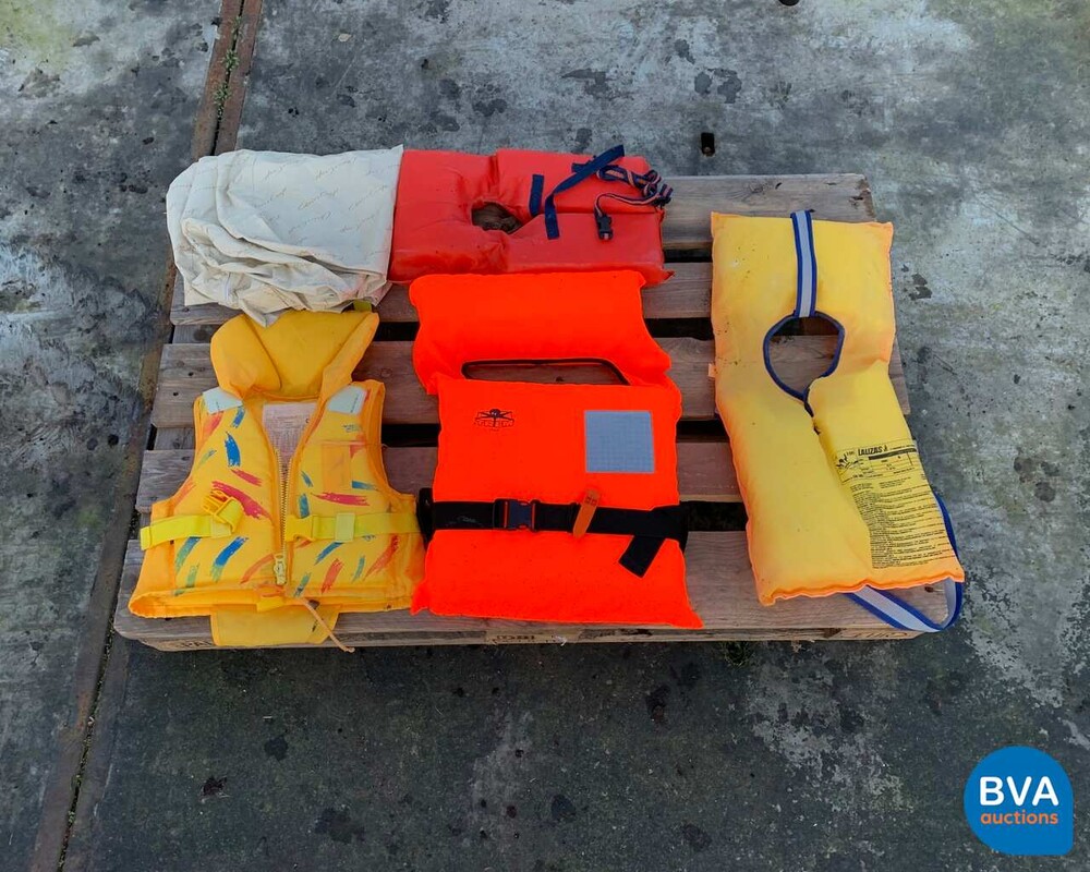 ChrisCraft Speedster 20 Volvo Pentastar 4.3L V6.