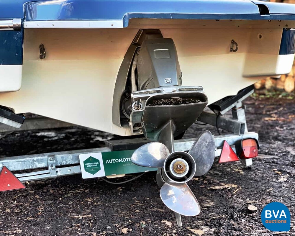 ChrisCraft Speedster 20 Volvo Pentastar 4.3L V6.