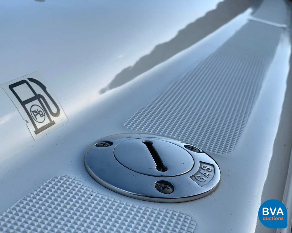 ChrisCraft Speedster 20 Volvo Pentastar 4.3L V6.