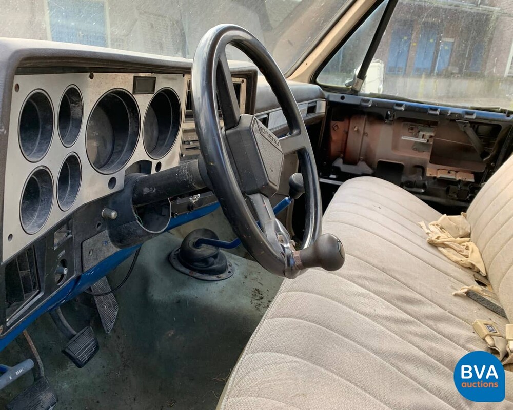 G. G.M.C. Sierra Classic 1500 Monster Truck 6.2 Diesel.