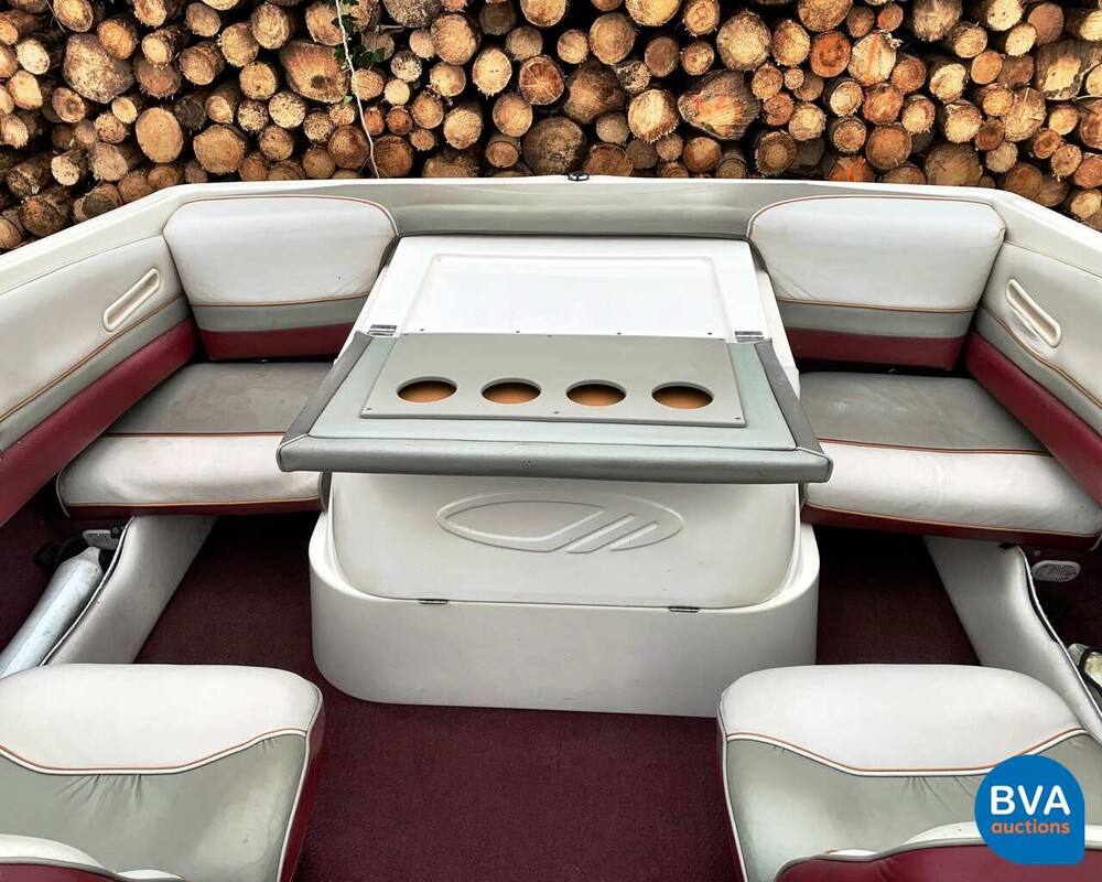 Maxum 2100SR 4.3 Motorboot 35-50-YB inkl. Pega Trailer 9-Persoons-