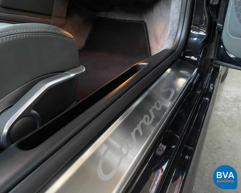 Porsche 911 Carrera S 3.8 Cabriolet 355pk, 88-HJN-6