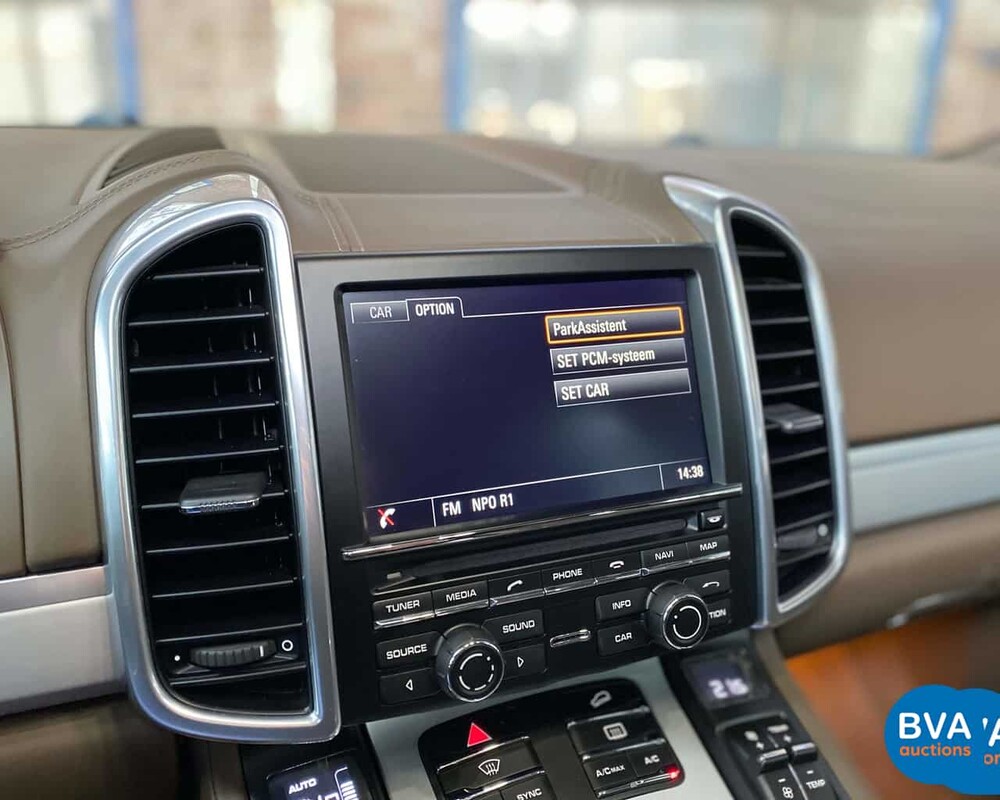 -VERVALLEN- Porsche Cayenne Turbo 4.8 V8 500pk 2013, 9-TTN-90