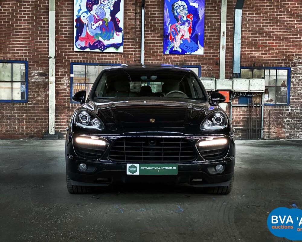-VERVALLEN- Porsche Cayenne Turbo 4.8 V8 500pk 2013, 9-TTN-90