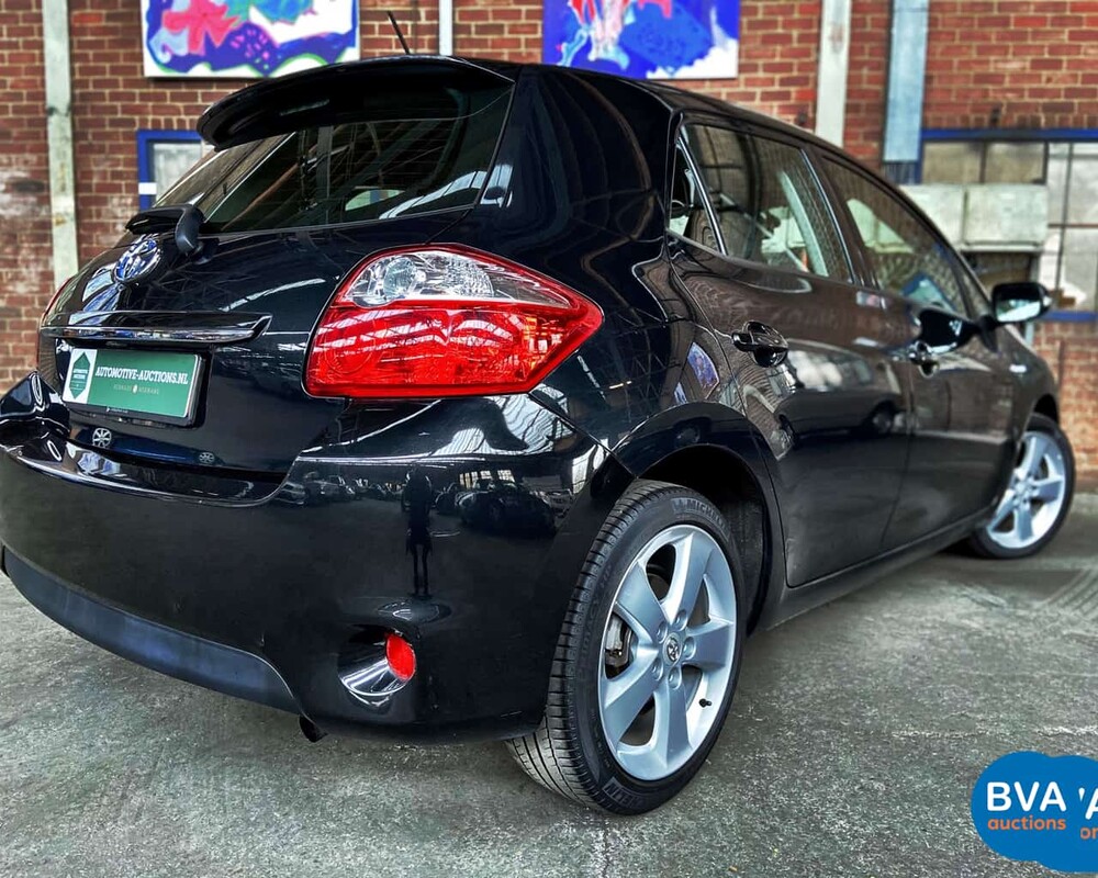 Toyota Auris Full Hybrid 1.8 Dynamic 2010, 83-NDB-1