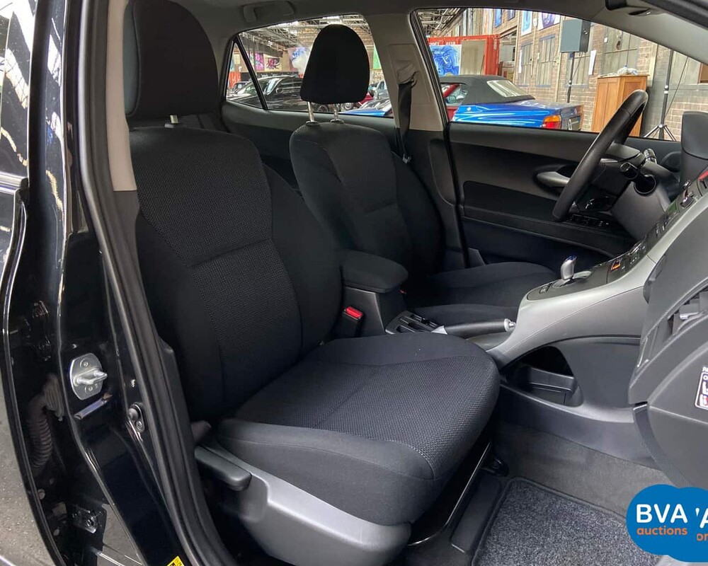 Toyota Auris Full Hybrid 1.8 Dynamic 2010, 83-NDB-1