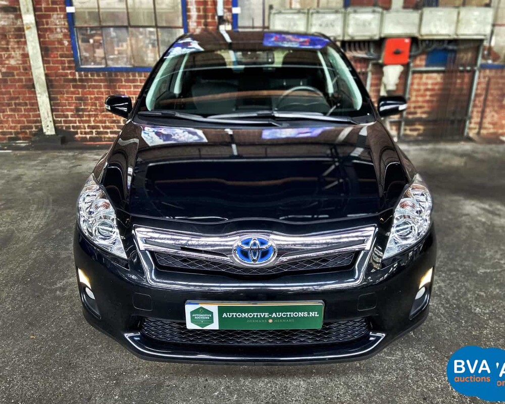 Toyota Auris Full Hybrid 1.8 Dynamic 2010, 83-NDB-1