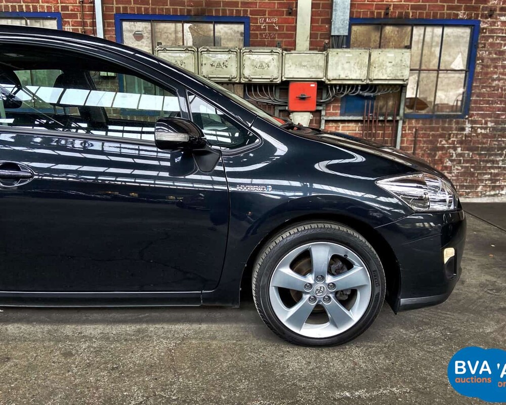Toyota Auris Full Hybrid 1.8 Dynamic 2010, 83-NDB-1