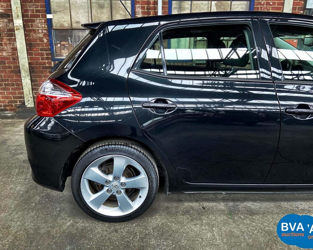 Toyota Auris Full Hybrid 1.8 Dynamic 2010, 83-NDB-1