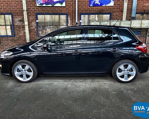 Toyota Auris Full Hybrid 1.8 Dynamic 2010, 83-NDB-1