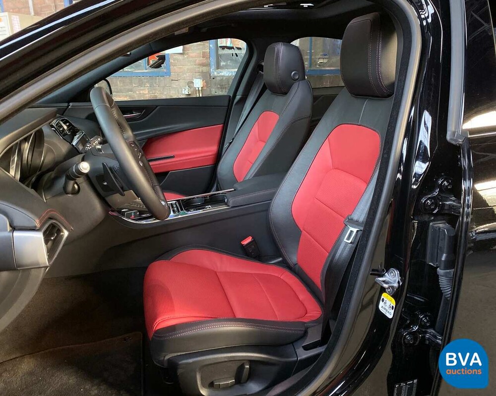 Jaguar XE R-Sport 20d 180pk Automaat -Nieuw-