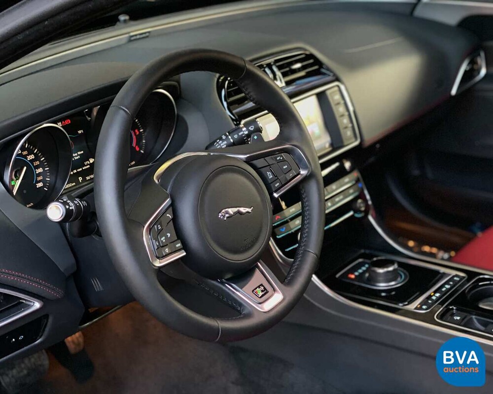 Jaguar XE R-Sport 20d 180pk Automaat -Nieuw-