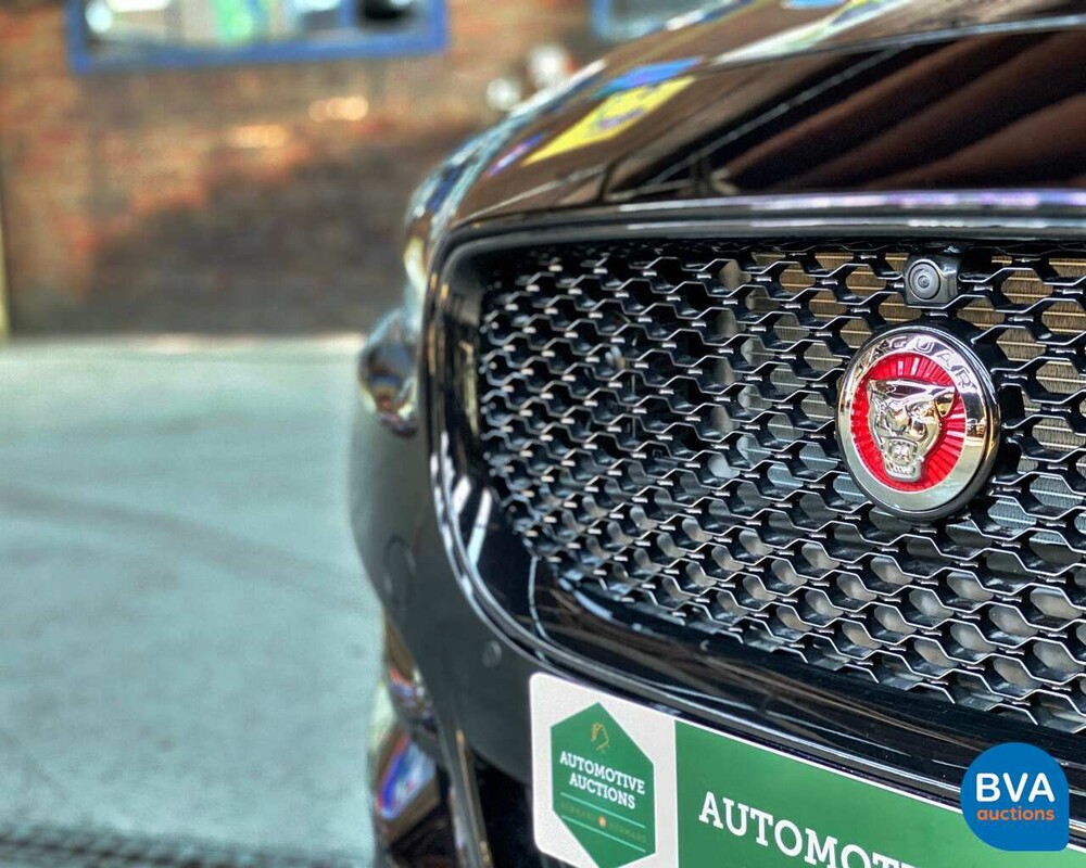 Jaguar XE R-Sport 20d 180pk Automaat -Nieuw-