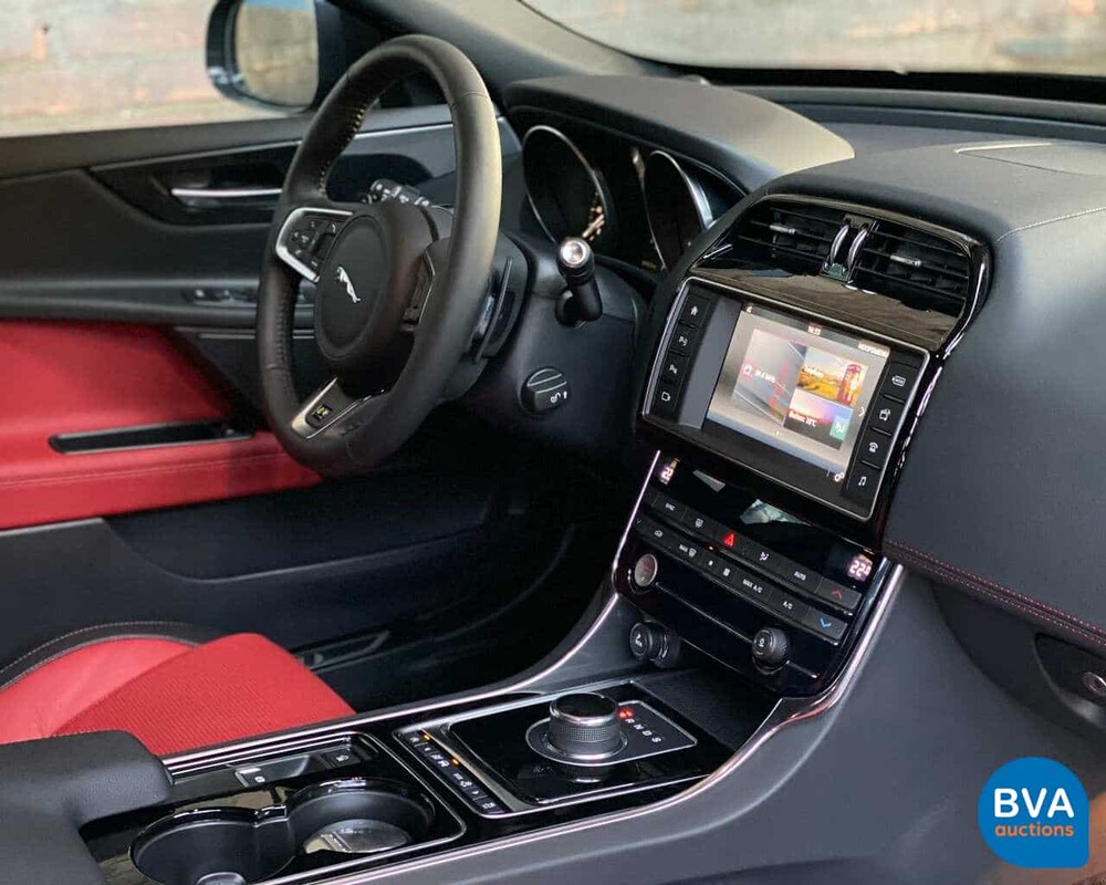 Jaguar XE R-Sport 20d 180pk Automaat -Nieuw-