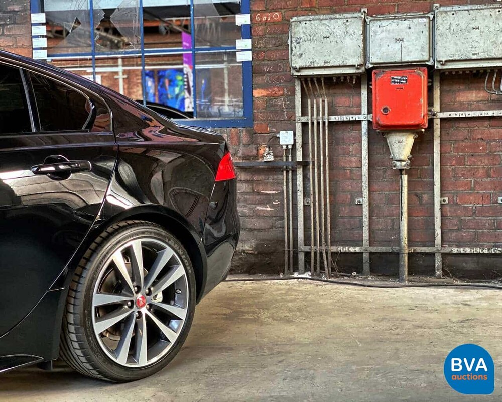 Jaguar XE R-Sport 20d 180pk Automaat -Nieuw-