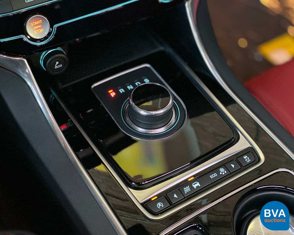 Jaguar XE R-Sport 20d 180pk Automaat -Nieuw-