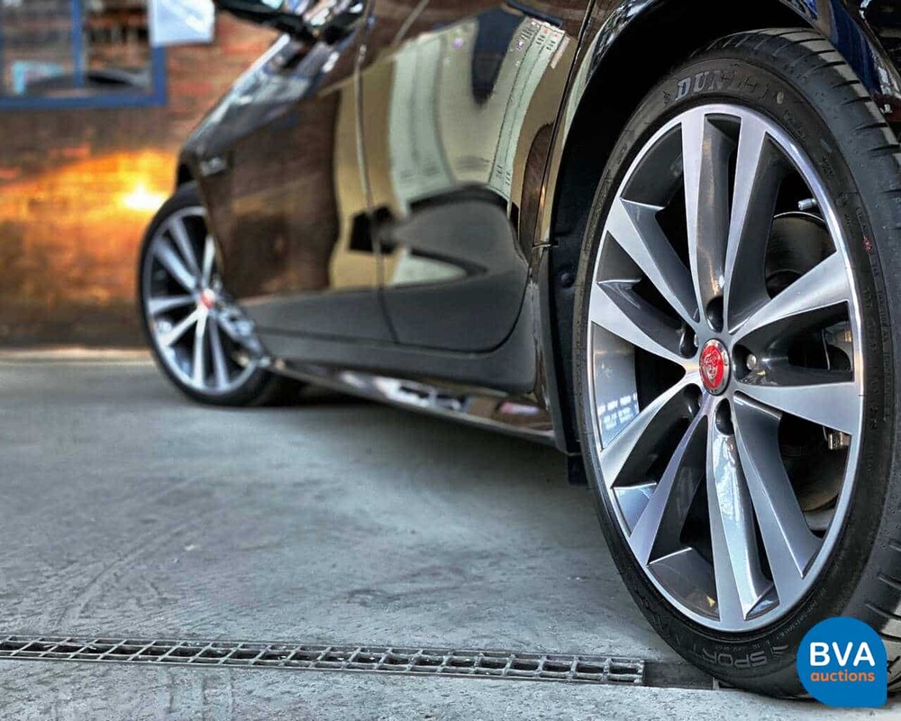 Jaguar XE R-Sport 20d 180pk Automaat -Nieuw-